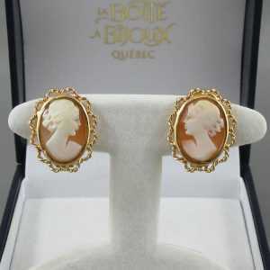 Boucles d'oreilles camée coquillage 18k or jaune B5806-1.jpg