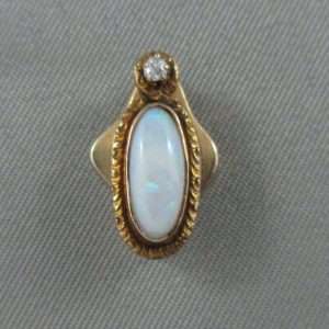 Pendentif Opale et diamant, 14K jaune, B3151-1