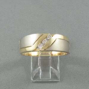 Bague 3 diamants, 1
