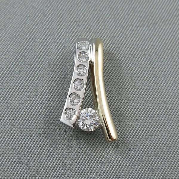 Pendentif 7 diamants, 14K, B6505-1