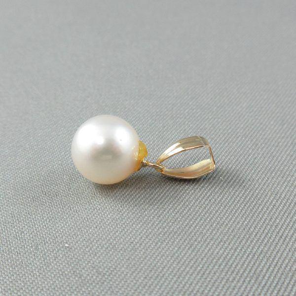 Akoya pearl, 18K yellow gold pendant - Image 3