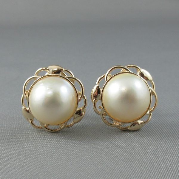 Mabe pearl, 14K yellow gold earrings - Image 3