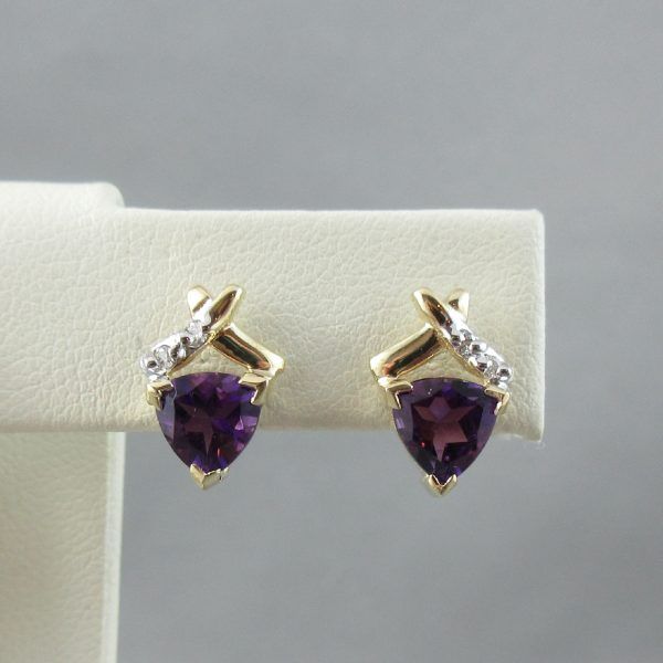 Amethysts and diamonds pendant, earrings and chain, 10K gold - Image 6