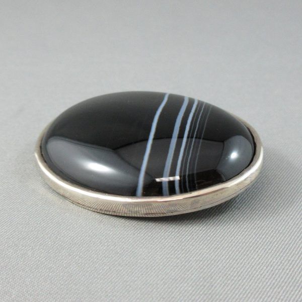 Onyx silver brooch - Image 2