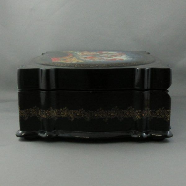 Boîte russe, laquée noir – Image 4