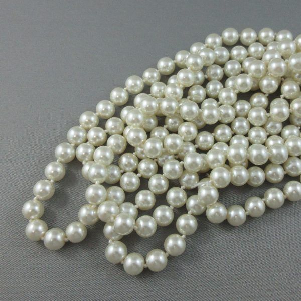 Imitaition pearls, necklaces and 3 earrings - Image 4
