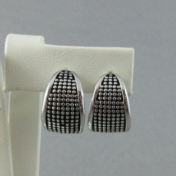 6 stud earrings - Image 7