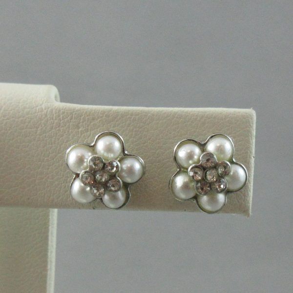 Long necklace and stud earrings, imitation pearls - Image 5